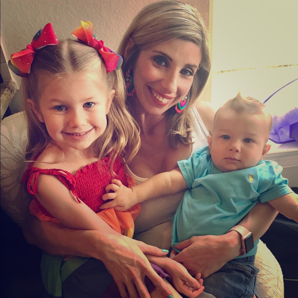 Meet your Posher, Ashley